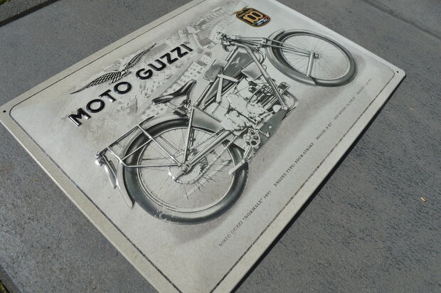 blikken Moto Guzzi 100 years bord 
